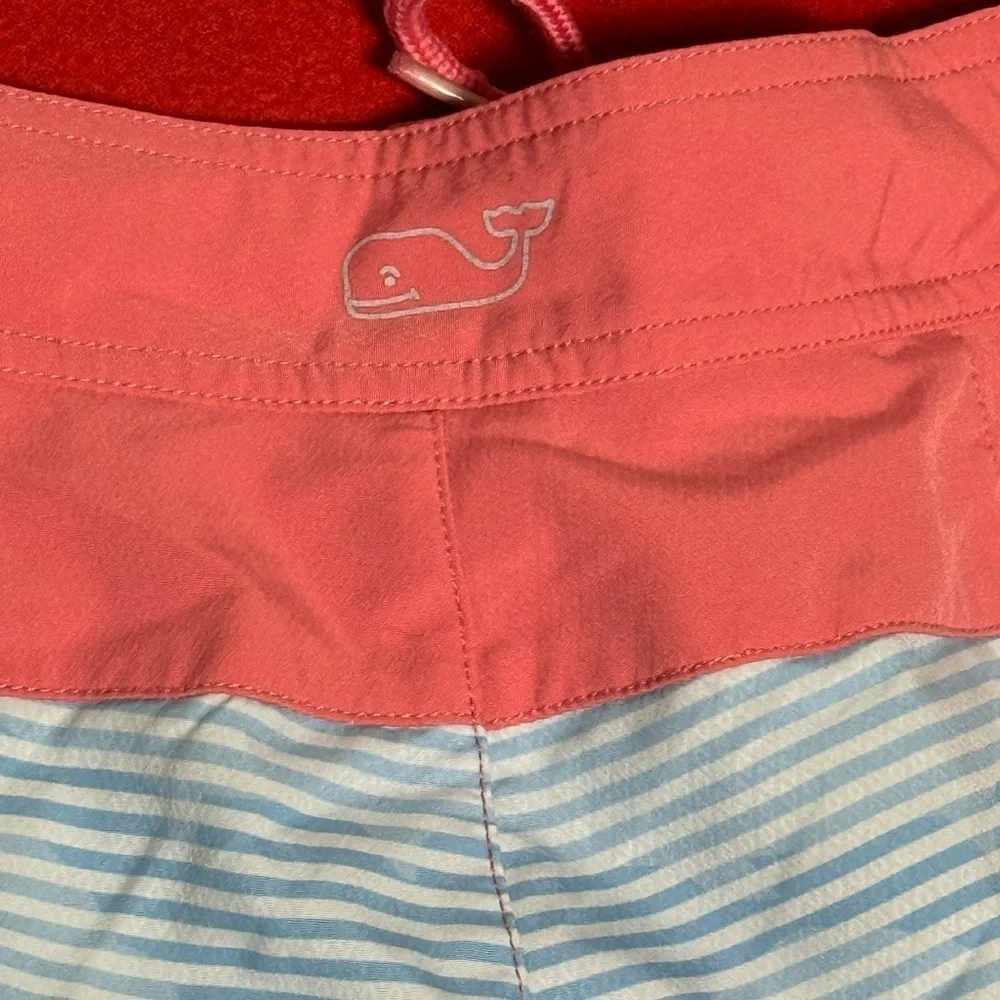 Vineyard Vines Men's Coral & Stripe Bathing Suit Board Shorts Sz 30